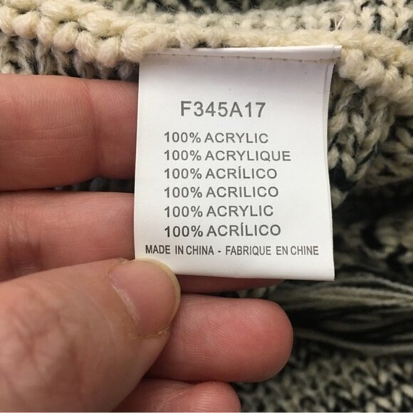 MOLLY Bracken Creme Black Knit One Size Boho Tassel Duster - Picture 8 of 8